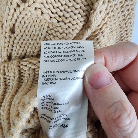 Free people Bell Song Crewneck Knit Exposed Hem Sweater Size XS Cottage Boho - Picture 5 of 7